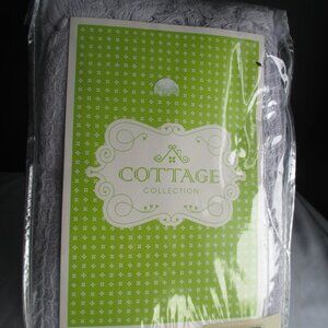 Cottage Collection Cotton Throw/Lilac/100% Cotton